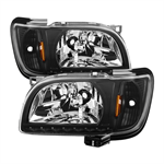 SPYDER 5056214 ( xTune ) Toyota Tacoma 01-04 1 Piece with Black Trim Corner Crys